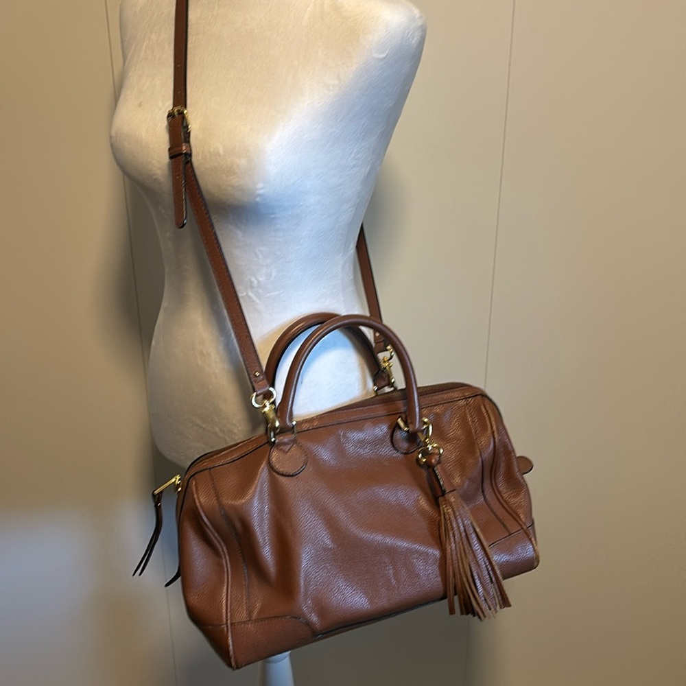 Banana Republic saddle brown pebbled leather handbag